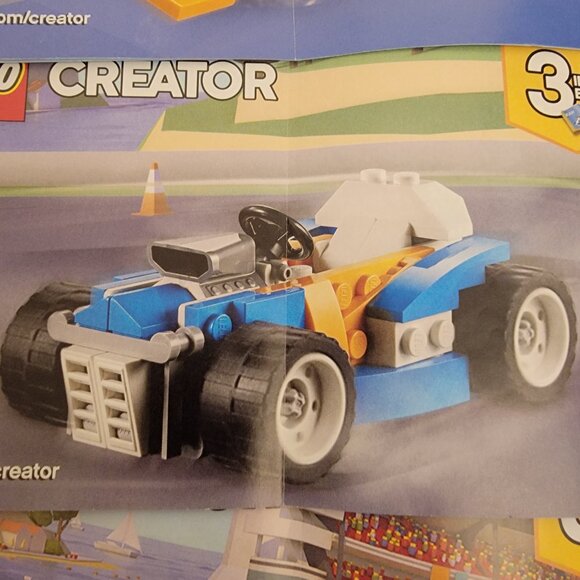 LEGO Creator (31072) Extreme Engines Complete with Manuals - Picture 7 of 8